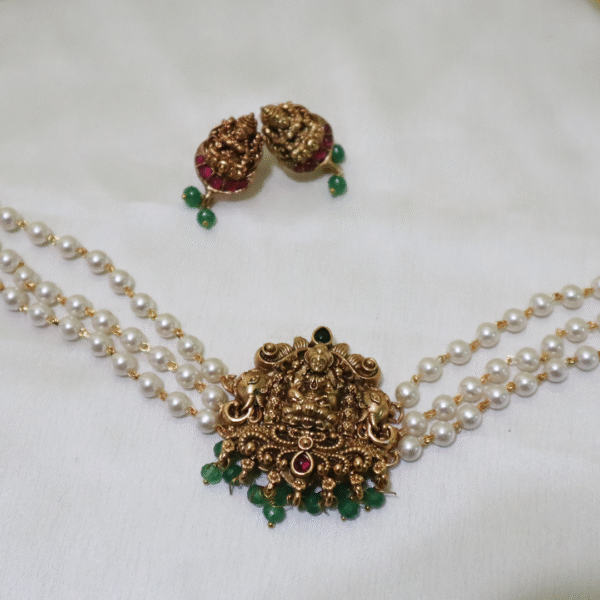 Pearl Chocker - NS 32